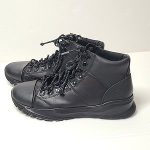 Sketchers men boot size 9
